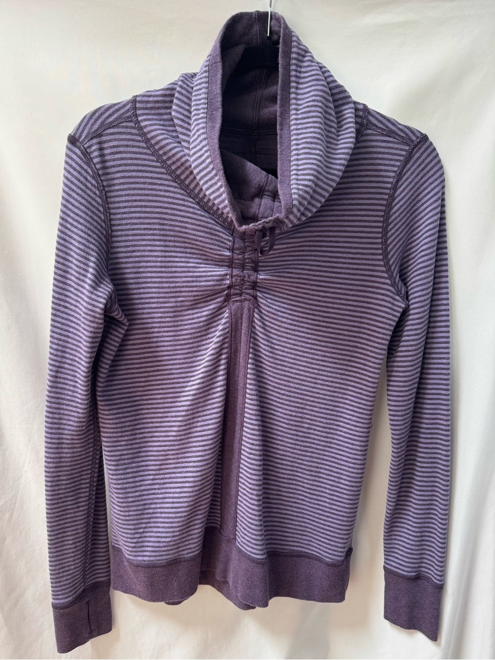 Lululemon In A Cinch Reversible Cowl Neck Pullover Purple Striped Size 6